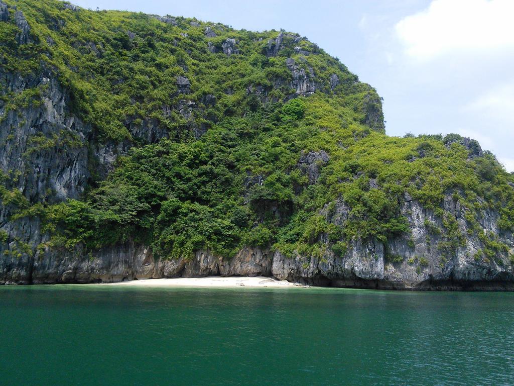 Nam Phuong Hotel Dong Khe Sau Buitenkant foto