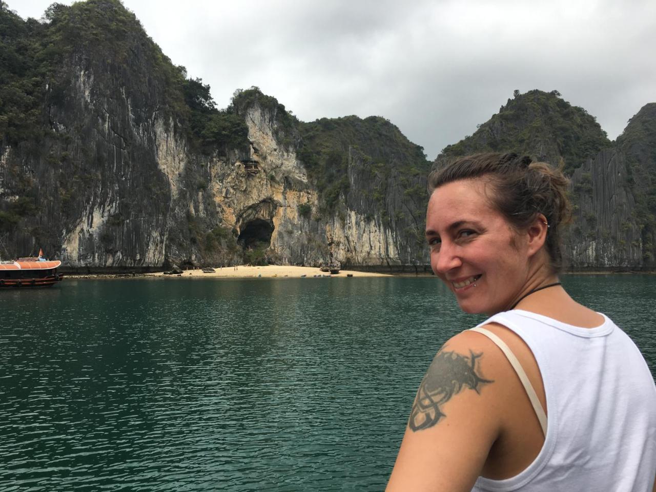 Nam Phuong Hotel Dong Khe Sau Buitenkant foto