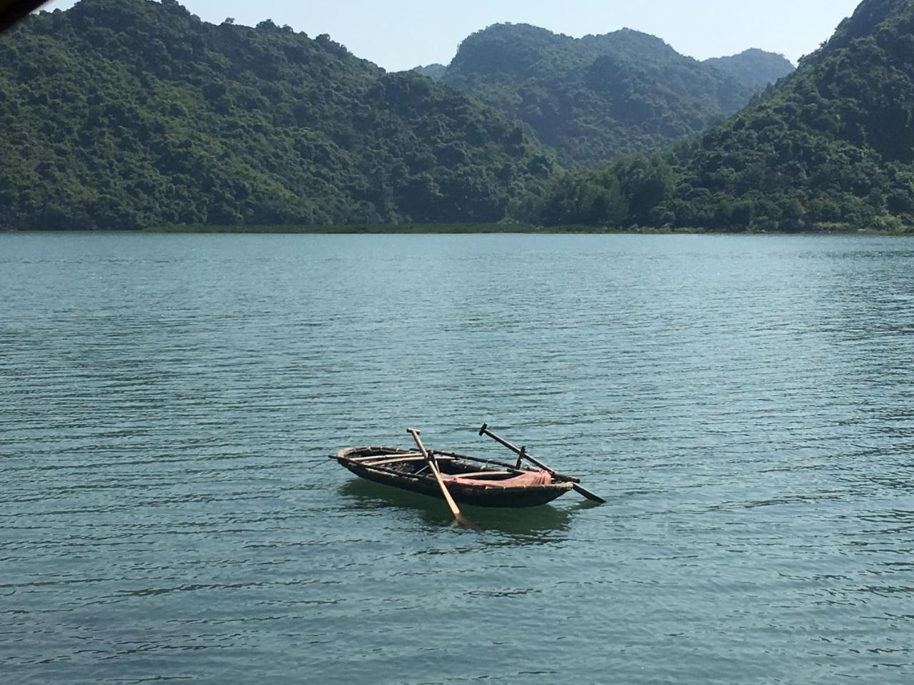 Nam Phuong Hotel Dong Khe Sau Buitenkant foto