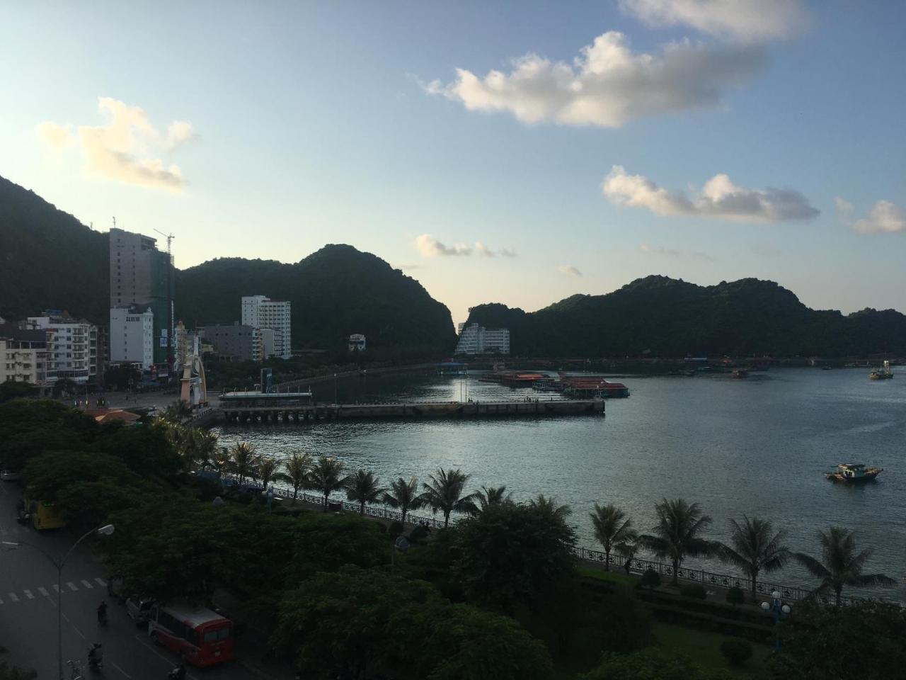 Nam Phuong Hotel Dong Khe Sau Buitenkant foto