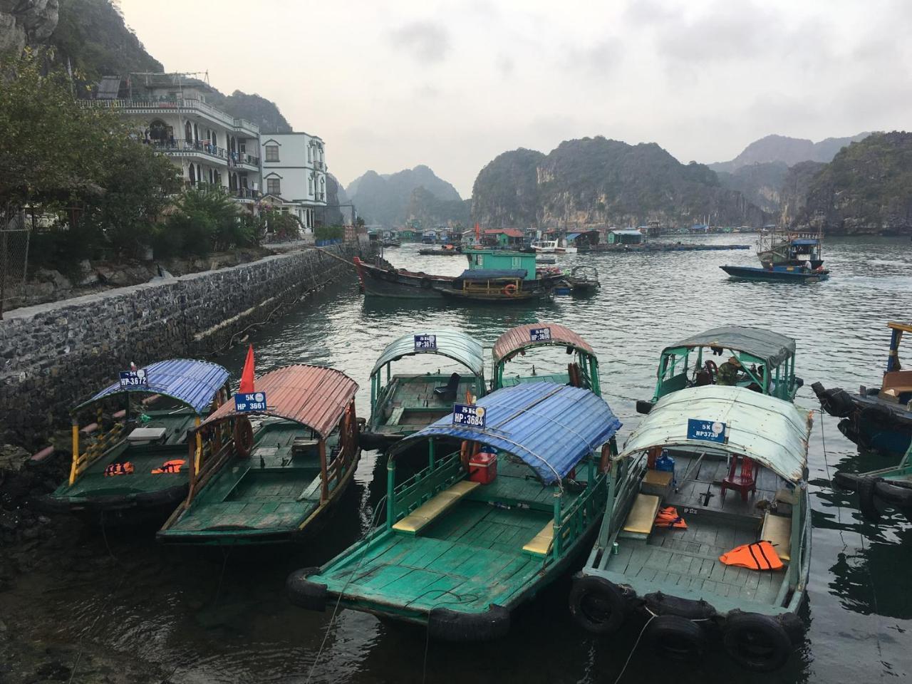 Nam Phuong Hotel Dong Khe Sau Buitenkant foto